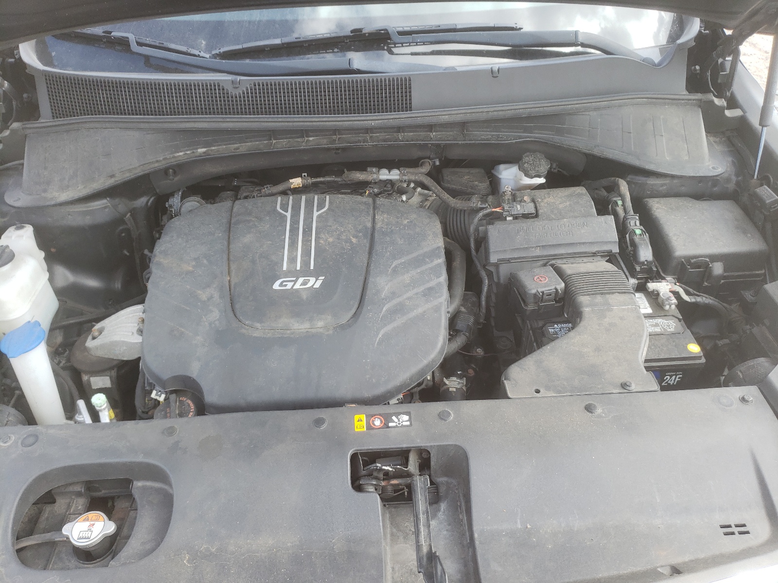 Photo 7 from auction – 2016 KIA SORENTO EX with VIN 5XYPHDA5XGG160450