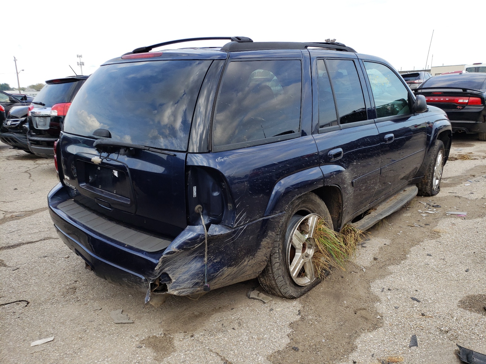 Photo 4 from auction – 2007 CHEVROLET TRAILBLAZE with VIN 1GNDT13S572240193