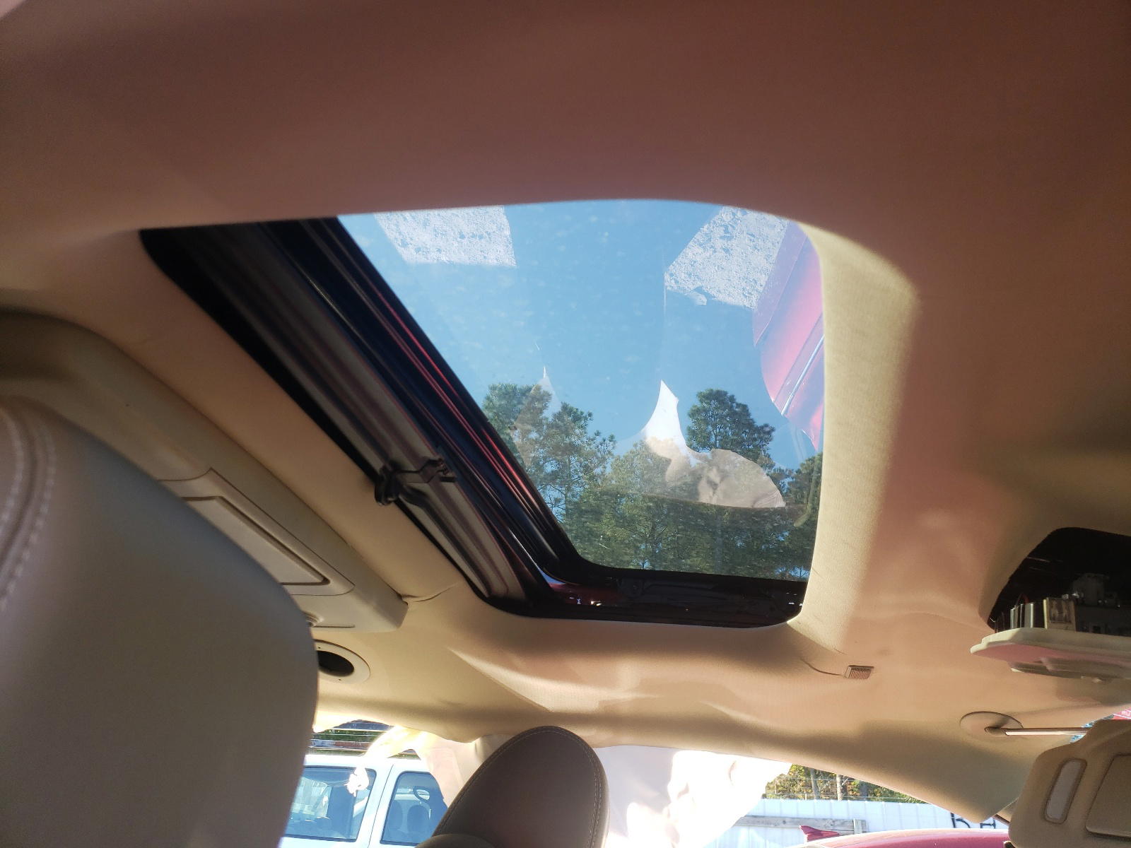 Photo 9 from auction – 2015 GMC ACADIA DEN with VIN 1GKKVTKD4FJ169618