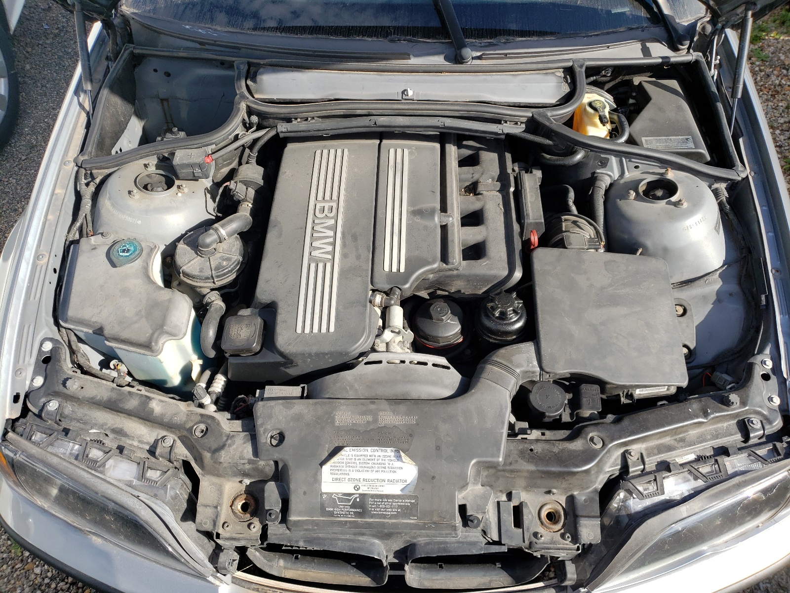 Photo 7 from auction – 2004 BMW 325 IS SUL with VIN WBAAZ33414KP90023