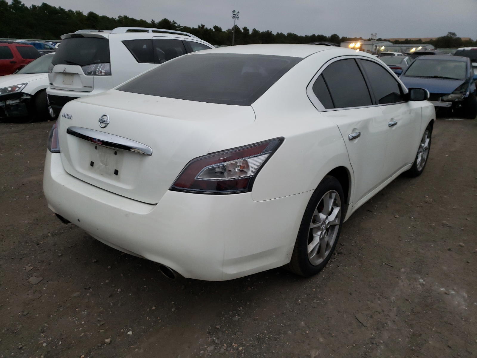 Photo 4 from auction – 2014 NISSAN MAXIMA S with VIN 1N4AA5AP2EC448469