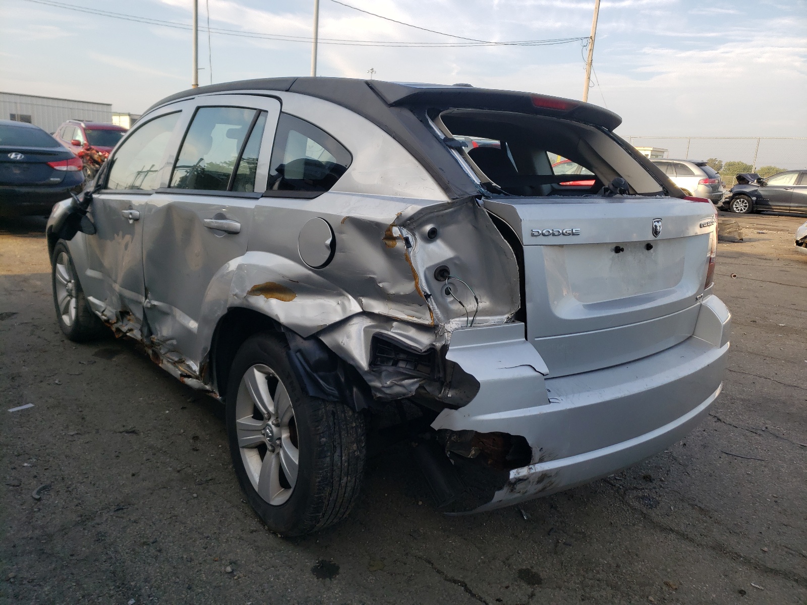 Zdjęcie 3 z aukcji – 2010 DODGE CALIBER SX z VIN 1B3CB4HA9AD664143