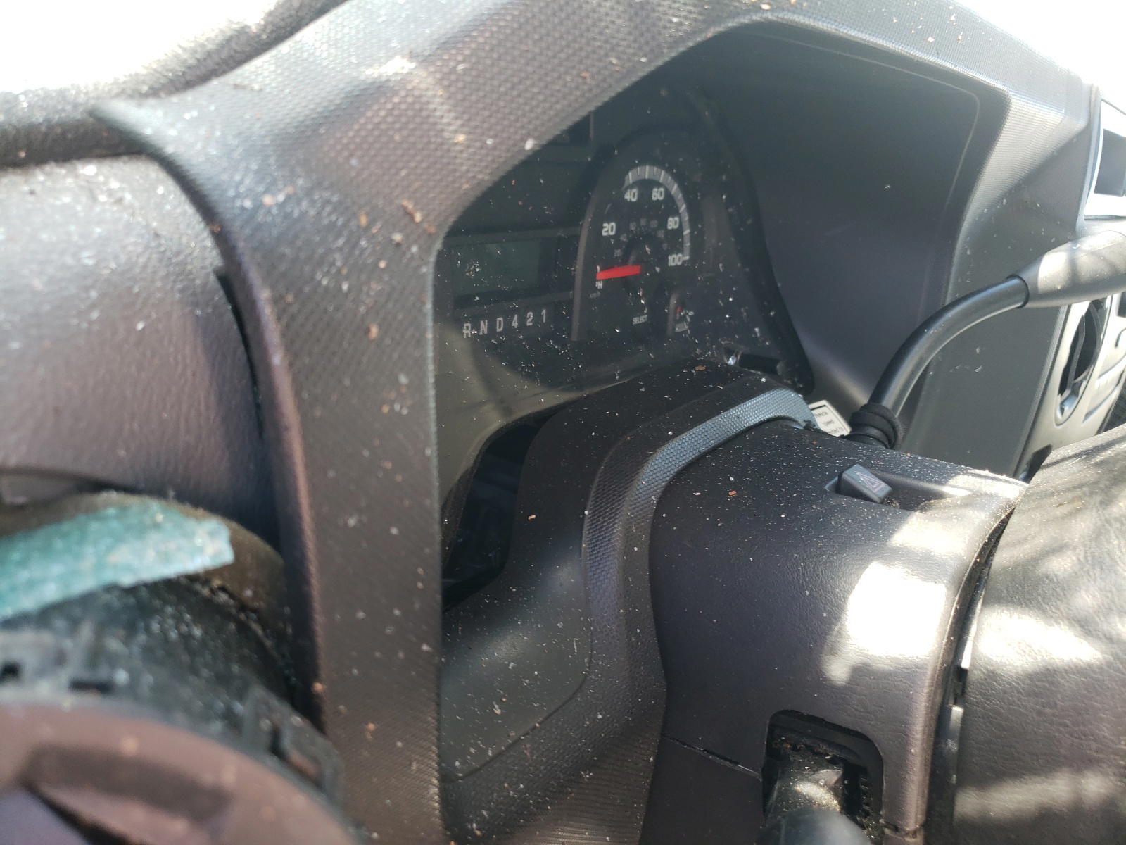 Photo 8 from auction – 2016 FORD ECONOLINE with VIN 1FDWE3FS2GDC37576