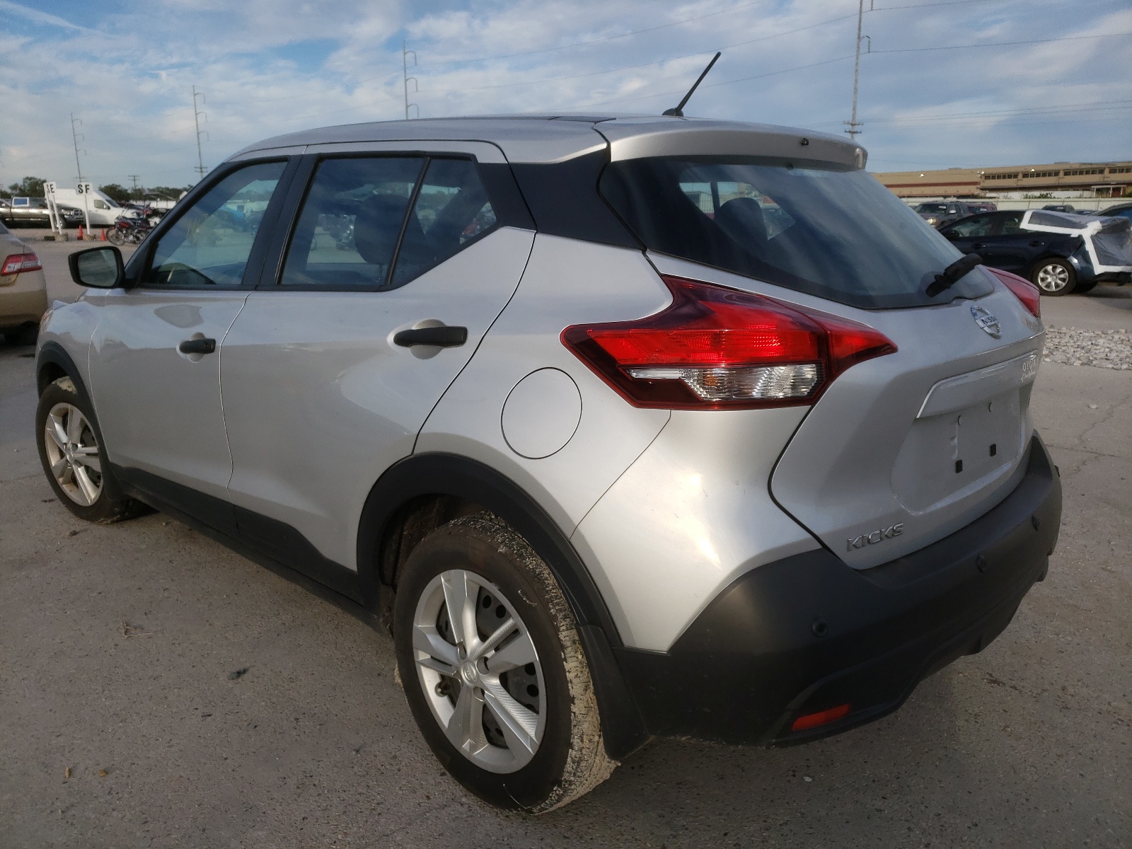 Photo 3 from auction – 2020 NISSAN KICKS S with VIN 3N1CP5BV7LL521886