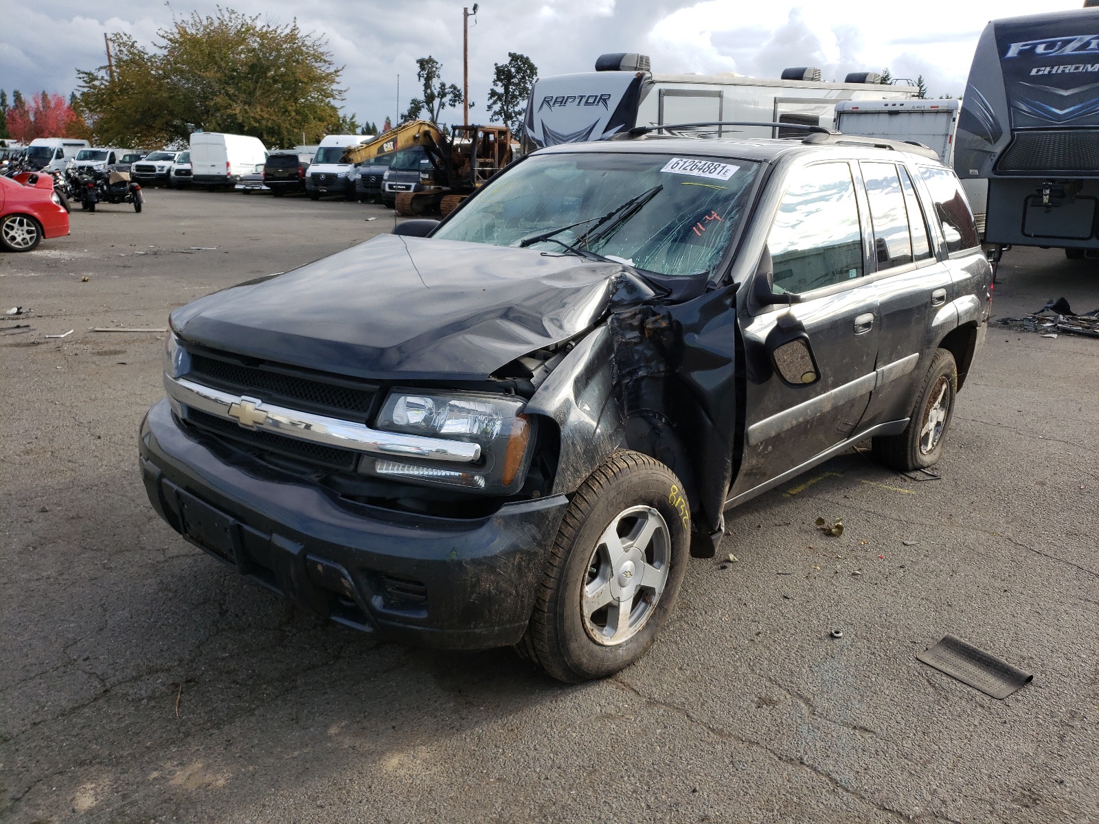 Photo 2 from auction – 2005 CHEVROLET TRAILBLAZE with VIN 1GNDT13S352209604