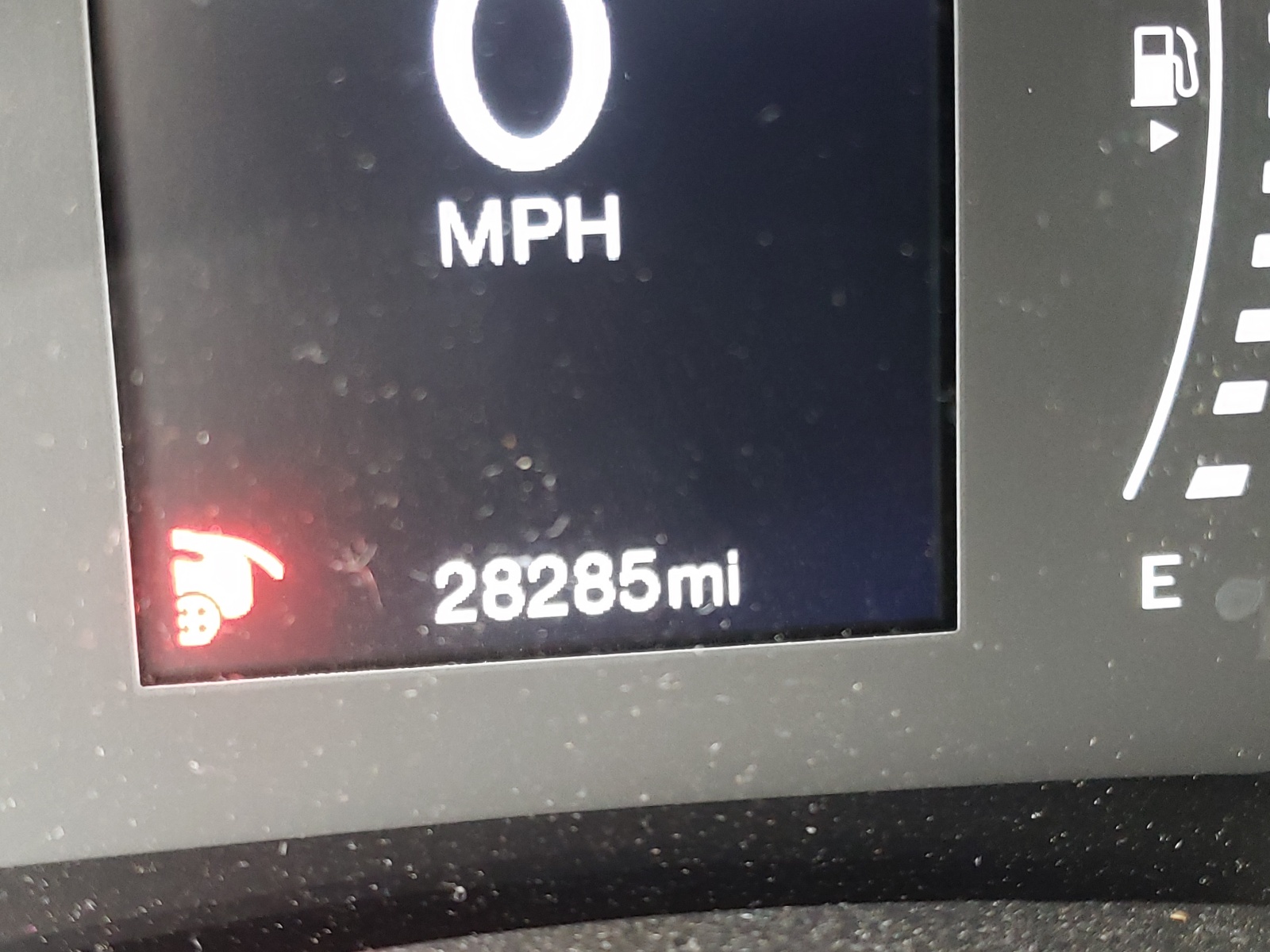 Photo 8 from auction – 2018 JEEP RENEGADE L with VIN ZACCJABB9JPJ32536