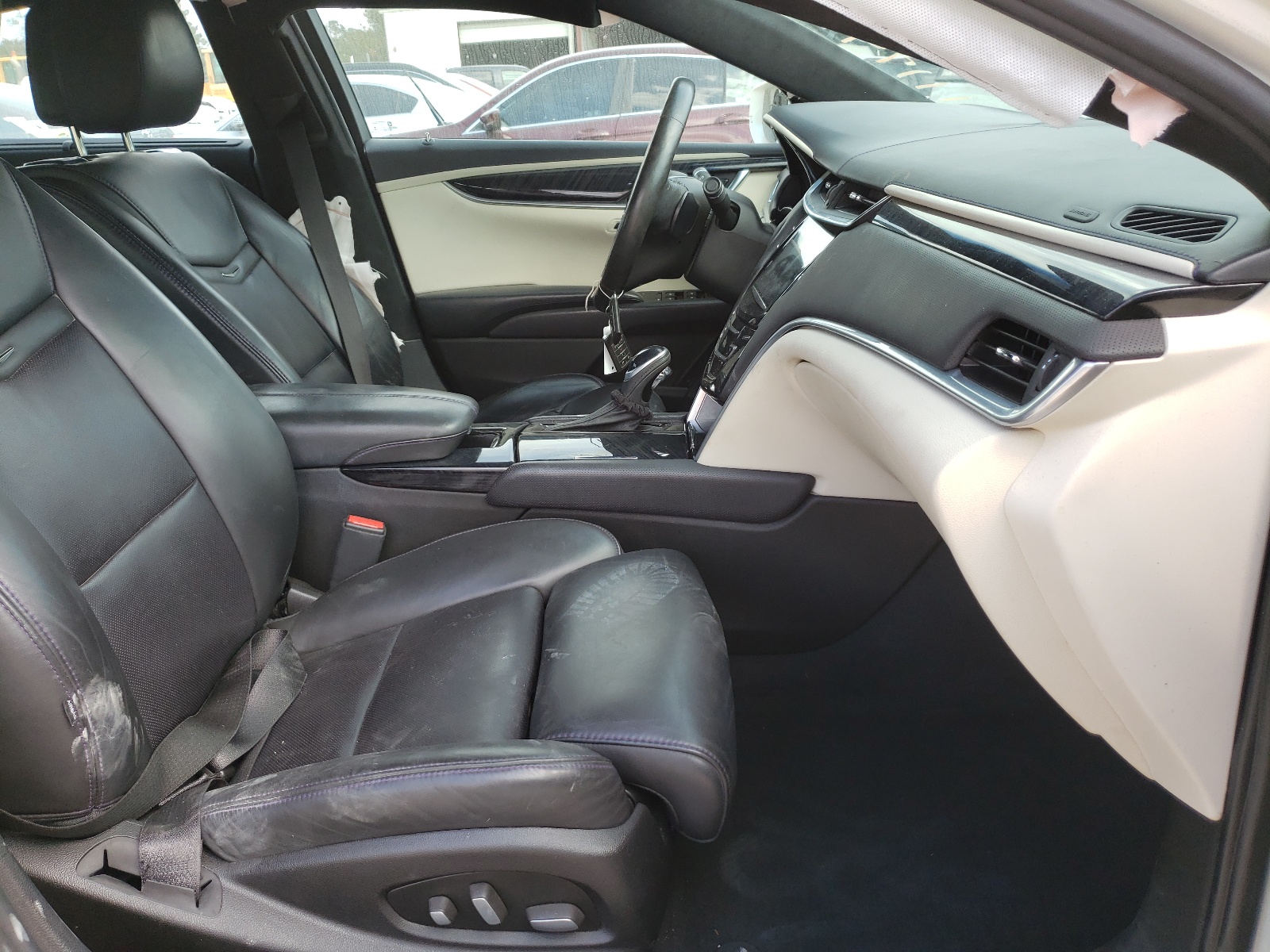 Photo 5 from auction – 2014 CADILLAC XTS PLATIN with VIN 2G61T5S32E9154760