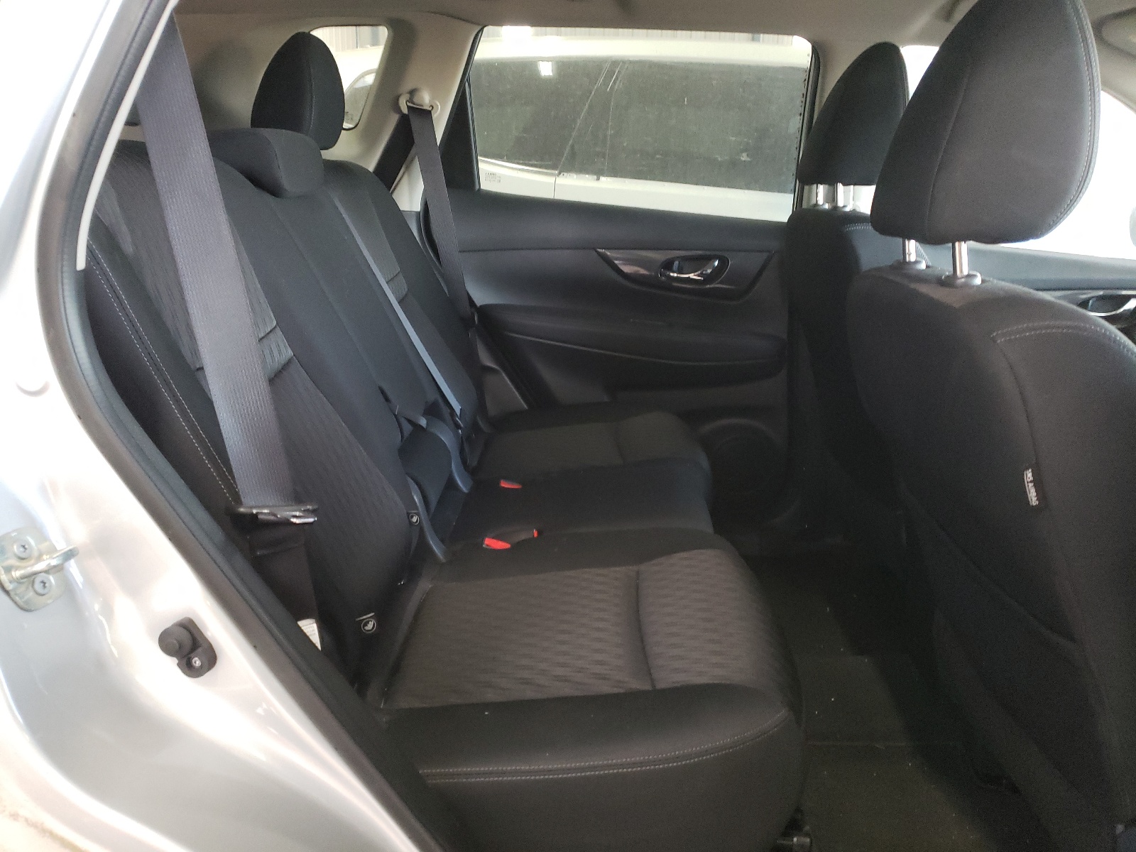 Photo 6 from auction – 2020 NISSAN ROGUE S with VIN KNMAT2MV6LP542874