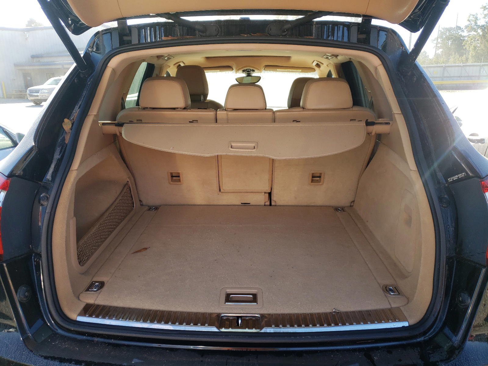 Photo 9 from auction – 2011 PORSCHE CAYENNE with VIN WP1AA2A2XBLA09138