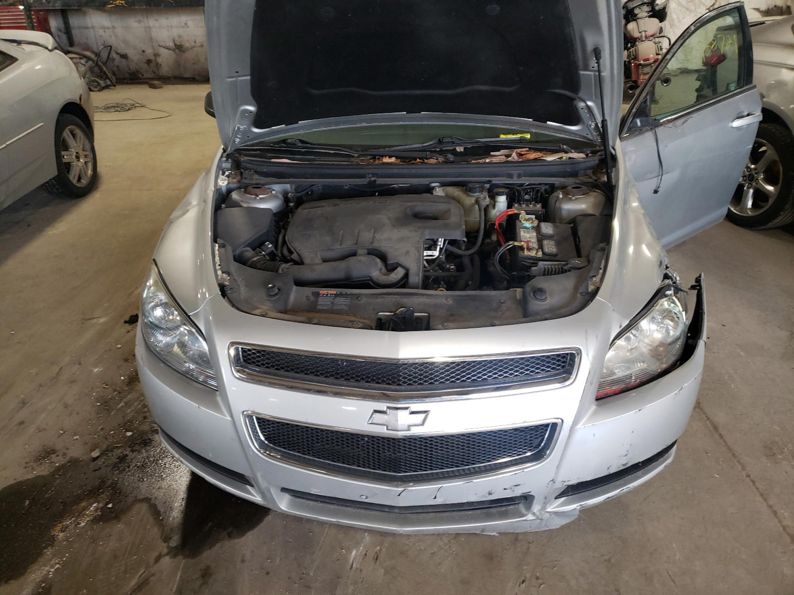 Photo 7 from auction – 2011 CHEVROLET MALIBU LS with VIN 1G1ZB5E16BF164264