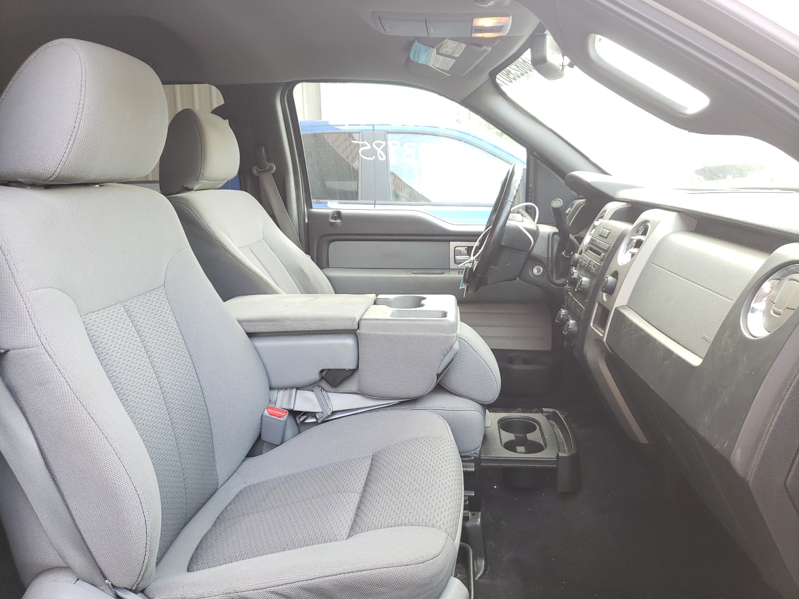 Photo 5 from auction – 2011 FORD F150 SUPER with VIN 1FTFW1ETXBFD25160