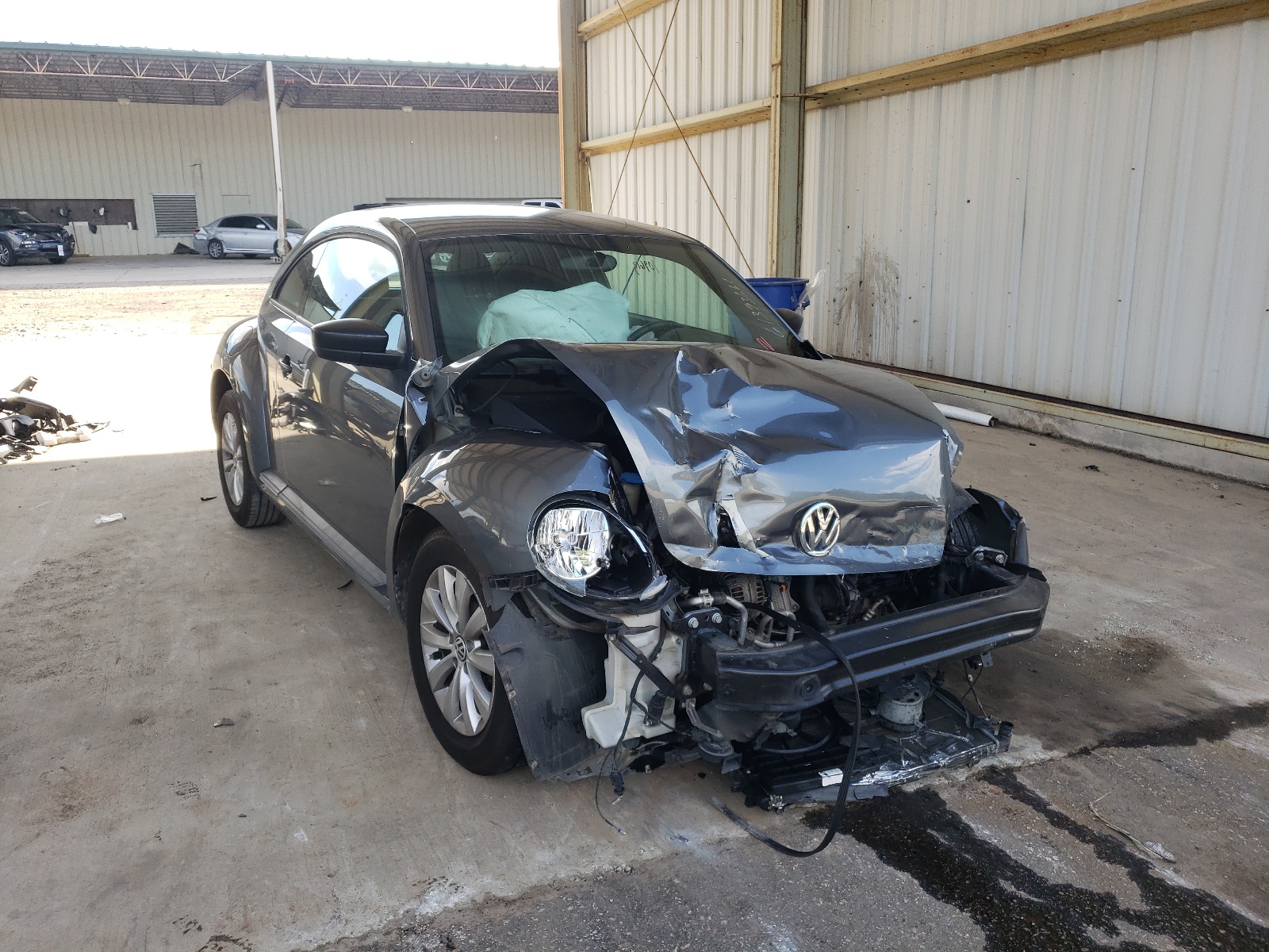 VOLKSWAGEN BEETLE 2014 with VIN 3VWFP7AT1EM624561 - Photo from auction