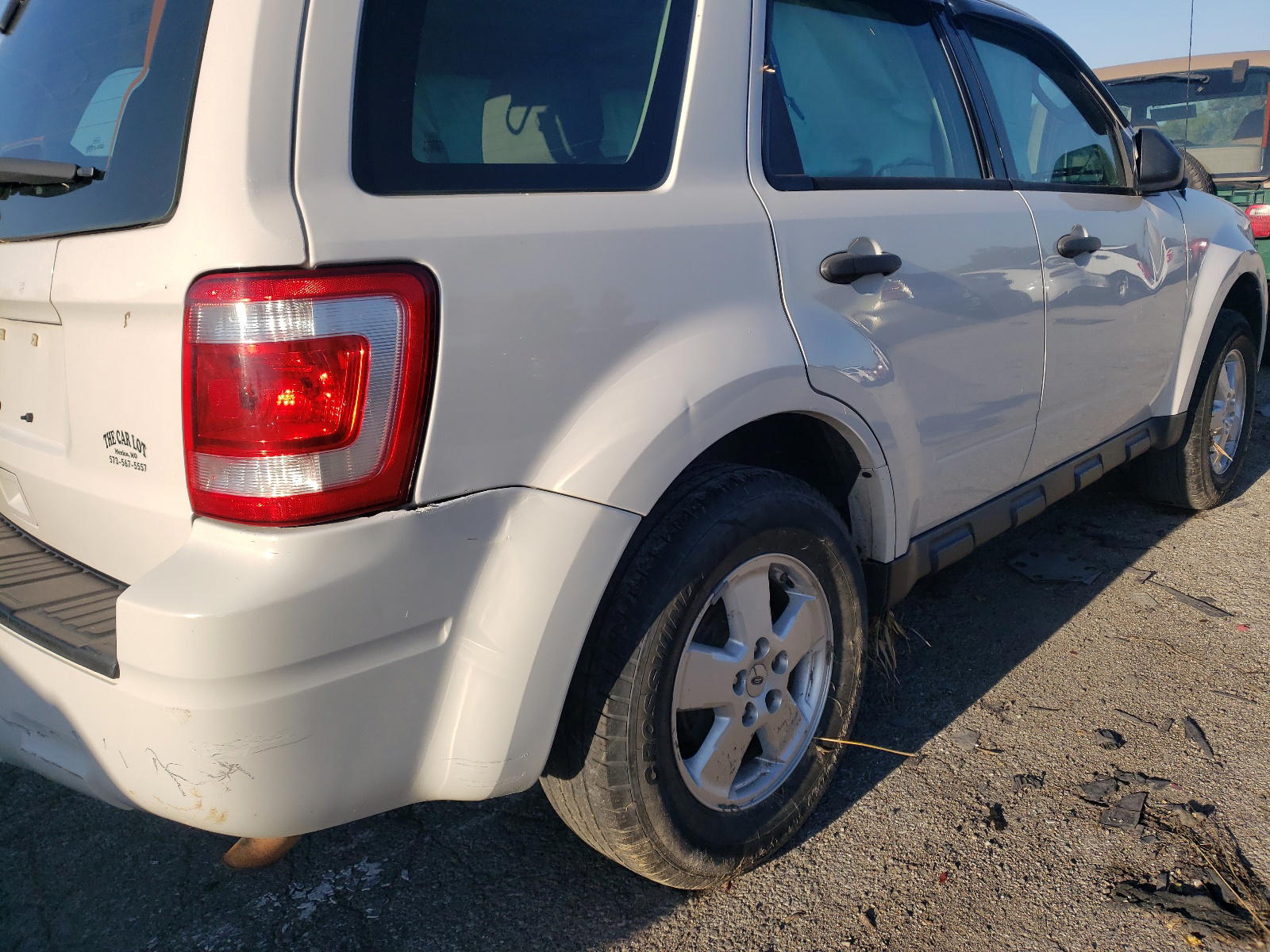 Photo 9 from auction – 2012 FORD ESCAPE XLS with VIN 1FMCU0C71CKA22314