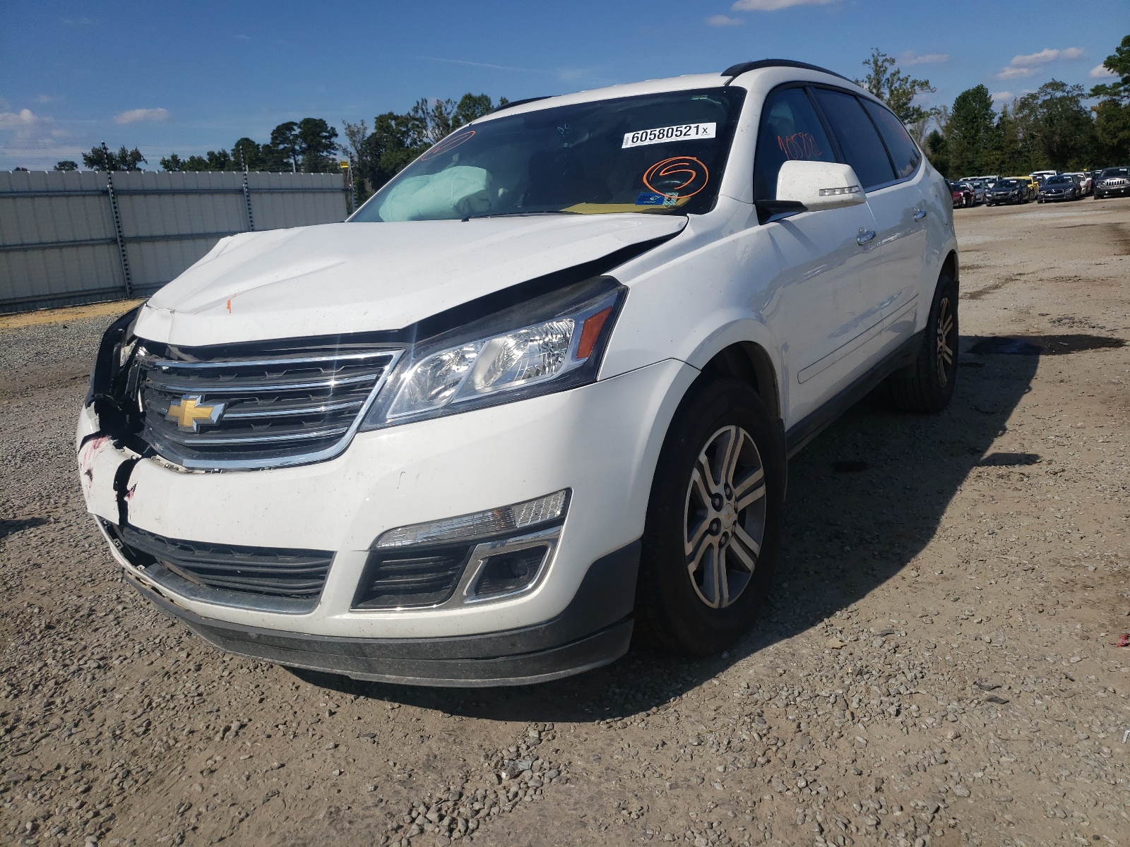Photo 2 from auction – 2016 CHEVROLET TRAVERSE L with VIN 1GNKVGKDXGJ317895