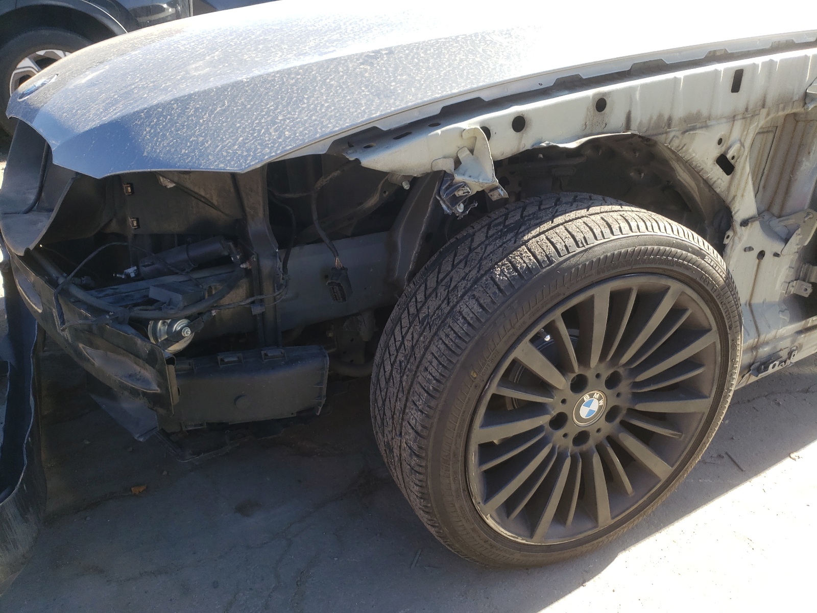 Photo 9 from auction – 2008 BMW 328 XI with VIN WBAWC335X8PD09911