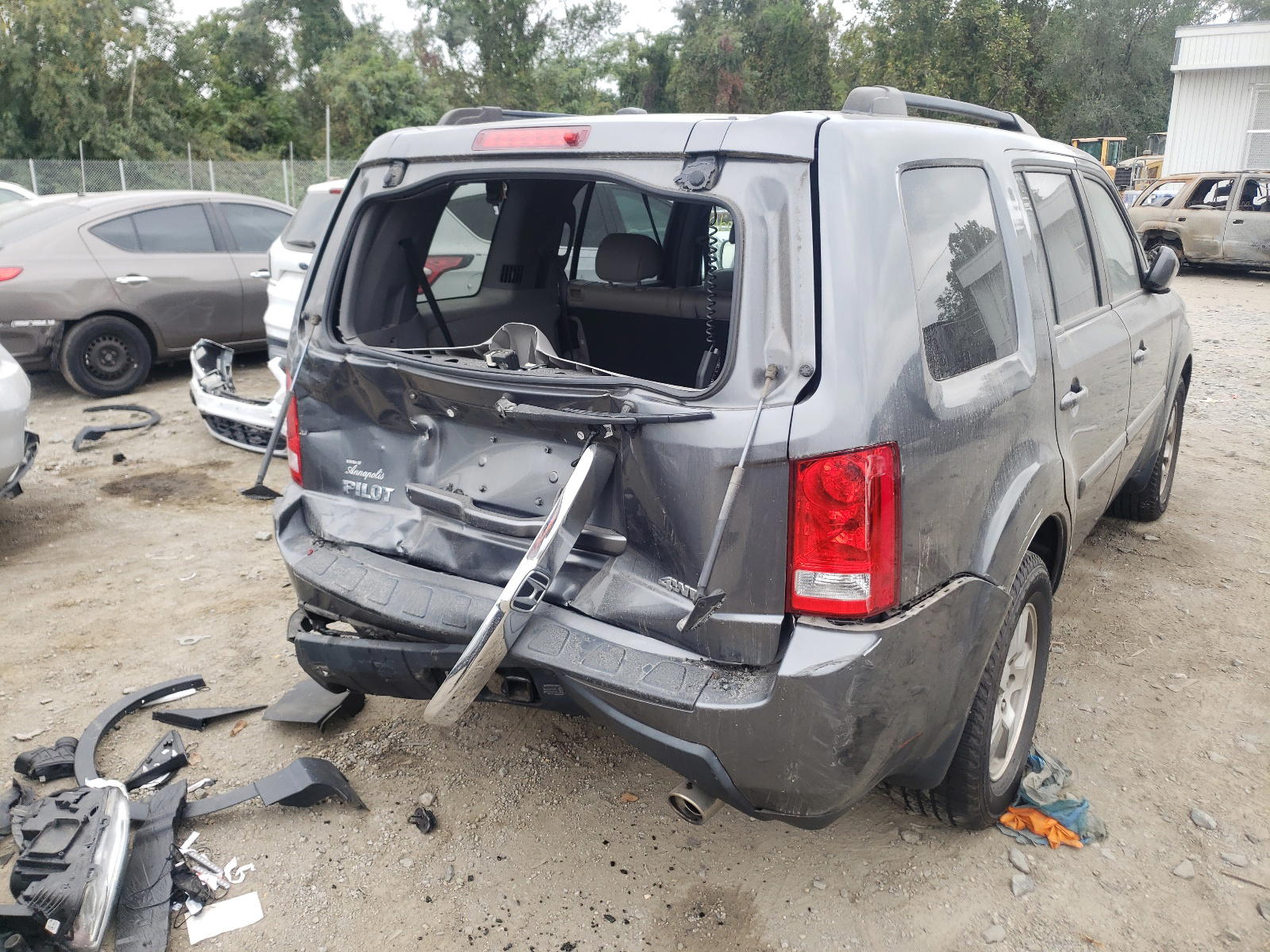 Photo 4 from auction – 2011 HONDA PILOT EXL with VIN 5FNYF4H59BB090956