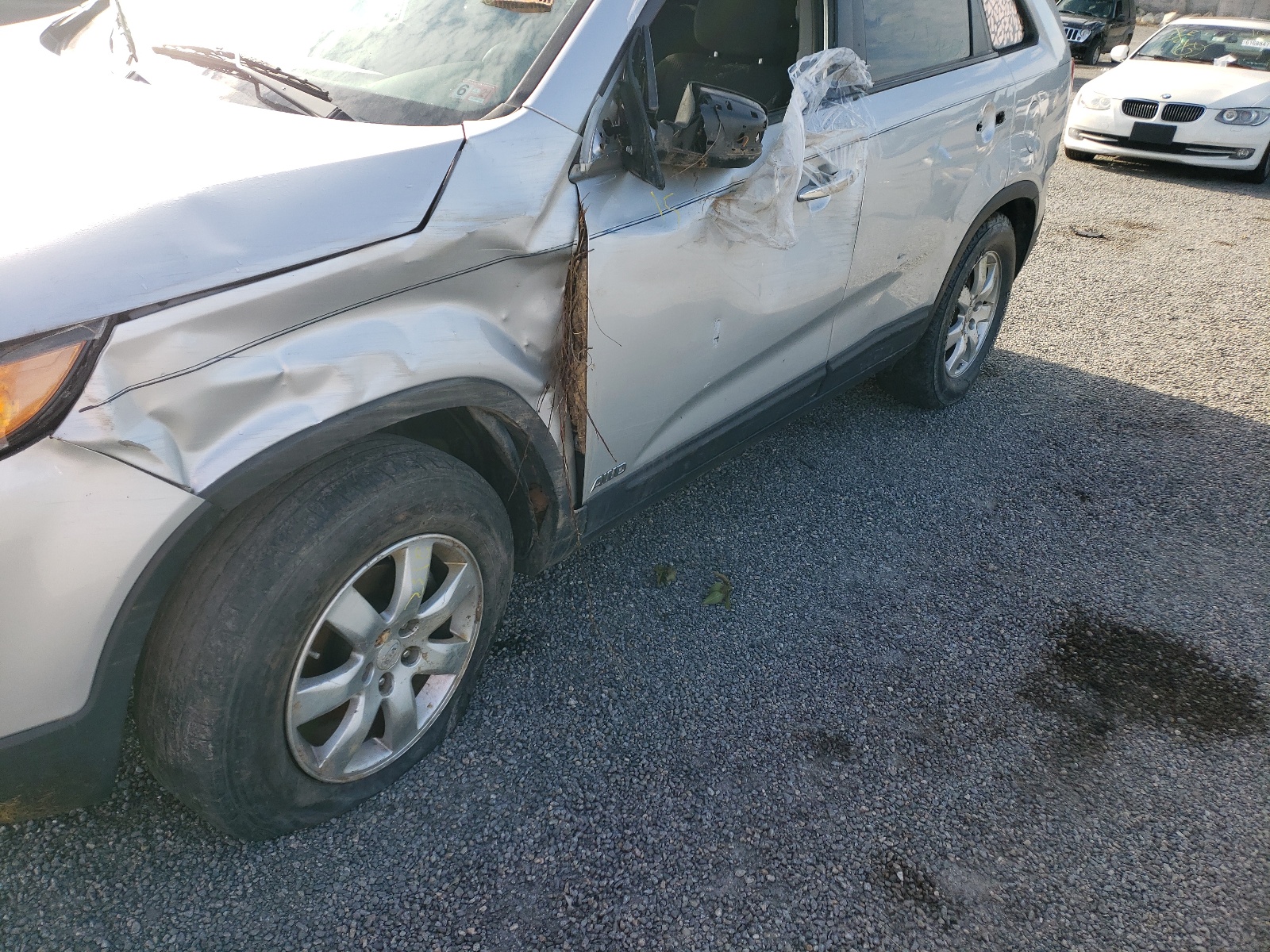 Photo 9 from auction – 2011 KIA SORENTO BA with VIN 5XYKTCA10BG133878