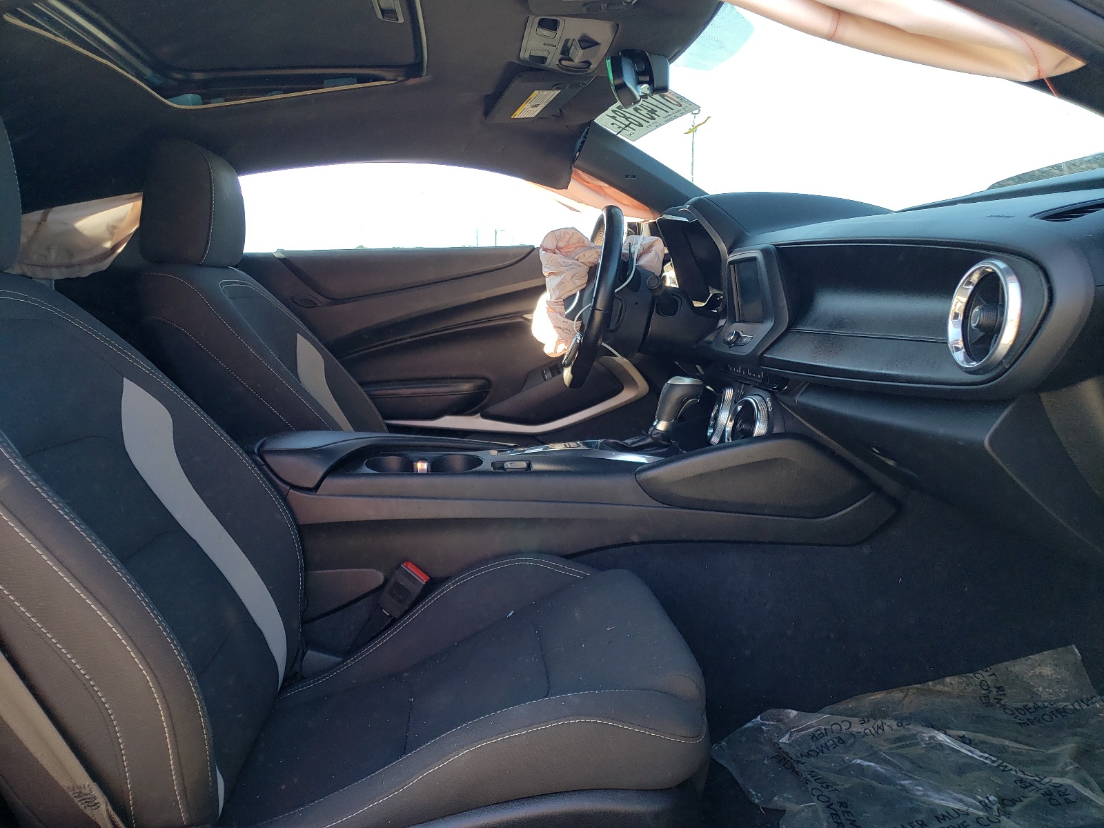 Photo 5 from auction – 2017 CHEVROLET CAMARO LT with VIN 1G1FB1RS7H0200800