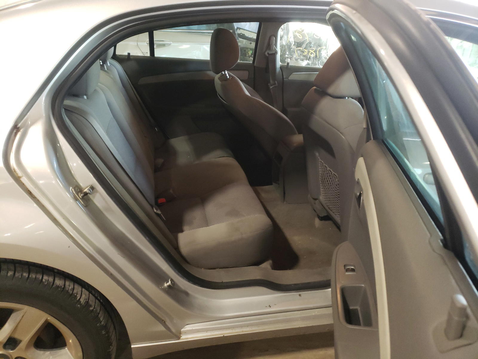Photo 6 from auction – 2011 CHEVROLET MALIBU LS with VIN 1G1ZB5E16BF164264