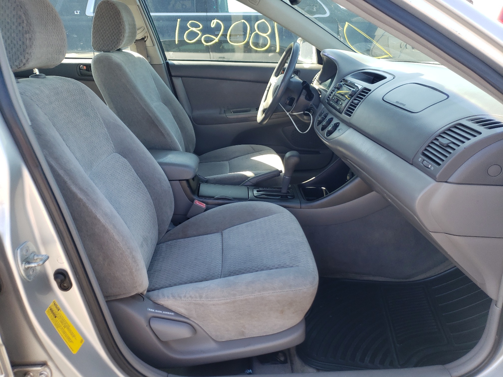 Photo 5 from auction – 2002 TOYOTA CAMRY LE with VIN 4T1BF30K72U539300