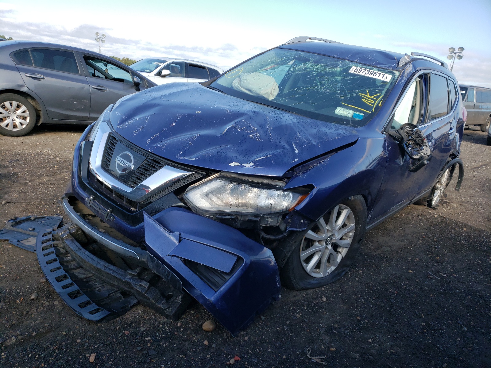 Photo 2 from auction – 2017 NISSAN ROGUE S with VIN KNMAT2MV2HP571246
