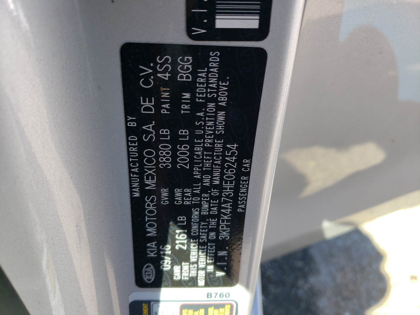 Photo 10 from auction – 2017 KIA FORTE LX with VIN 3KPFK4A73HE062454
