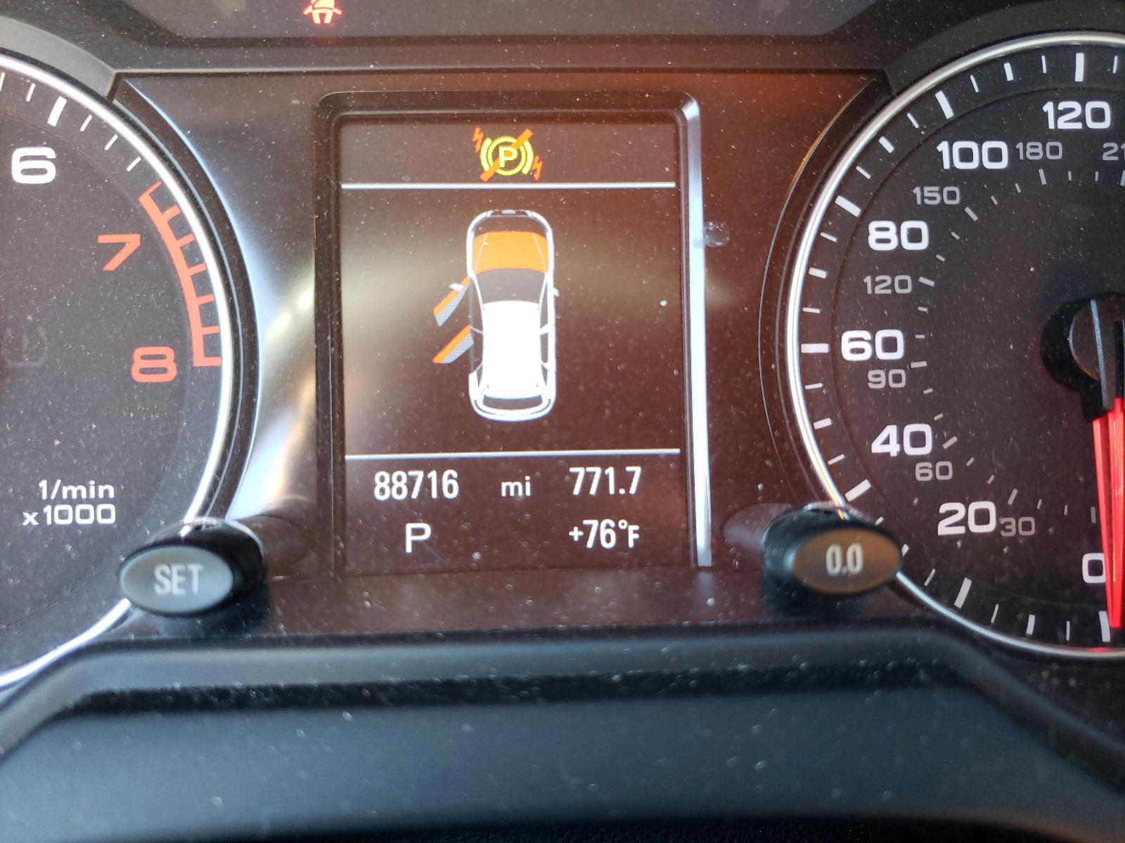 Photo 8 from auction – 2010 AUDI Q5 PREMIUM with VIN WA1MKAFP0AA104693