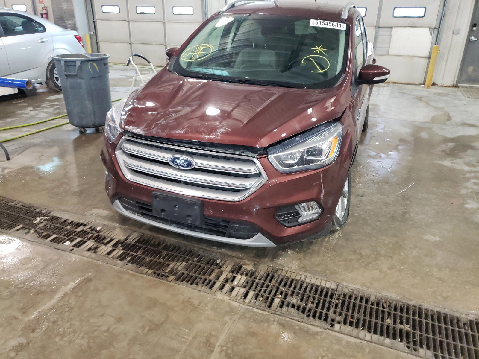 Photo 19 from auction – 2018 FORD ESCAPE TIT with VIN 1FMCU9J96JUC89748