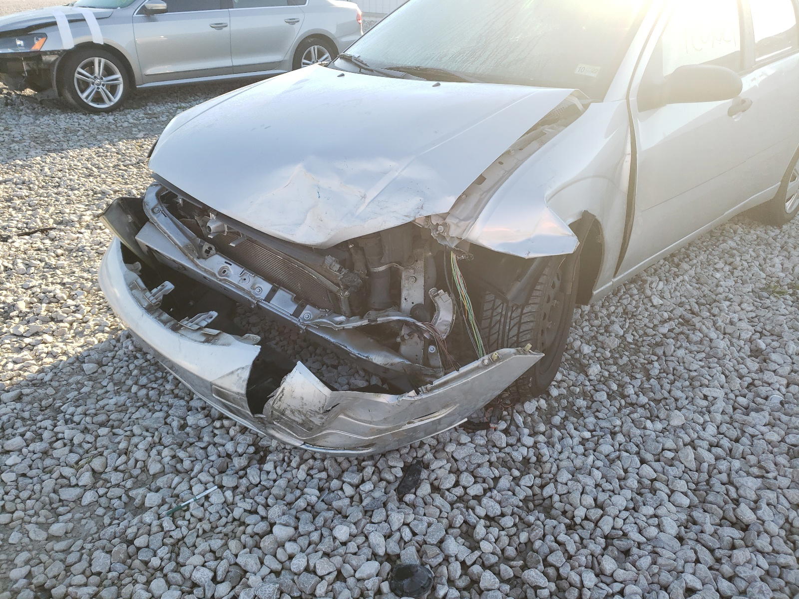 Photo 9 from auction – 2007 FORD FOCUS with VIN 1FAFP34N57W356759