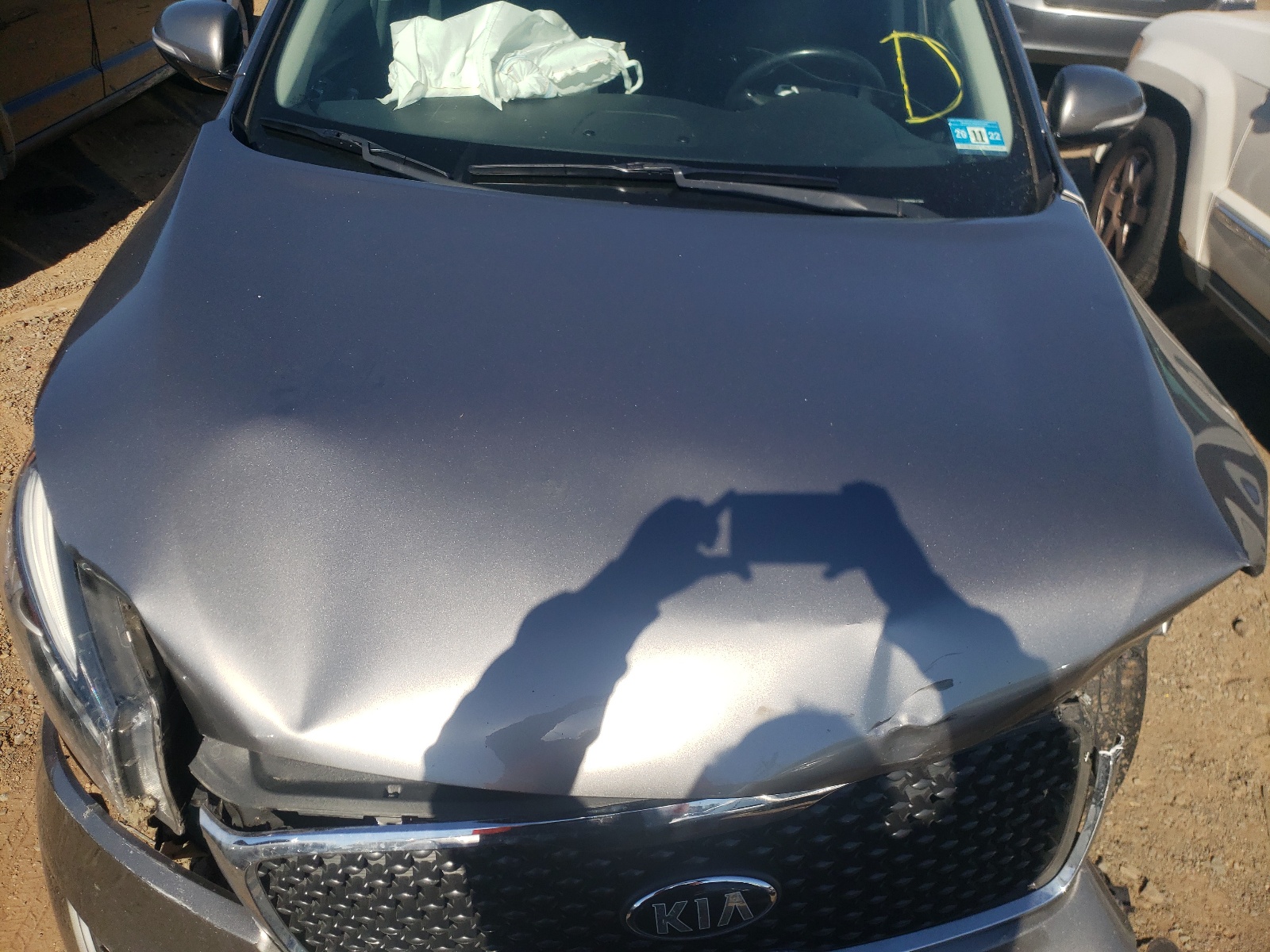 Photo 7 from auction – 2016 KIA SORENTO LX with VIN 5XYPG4A39GG117364