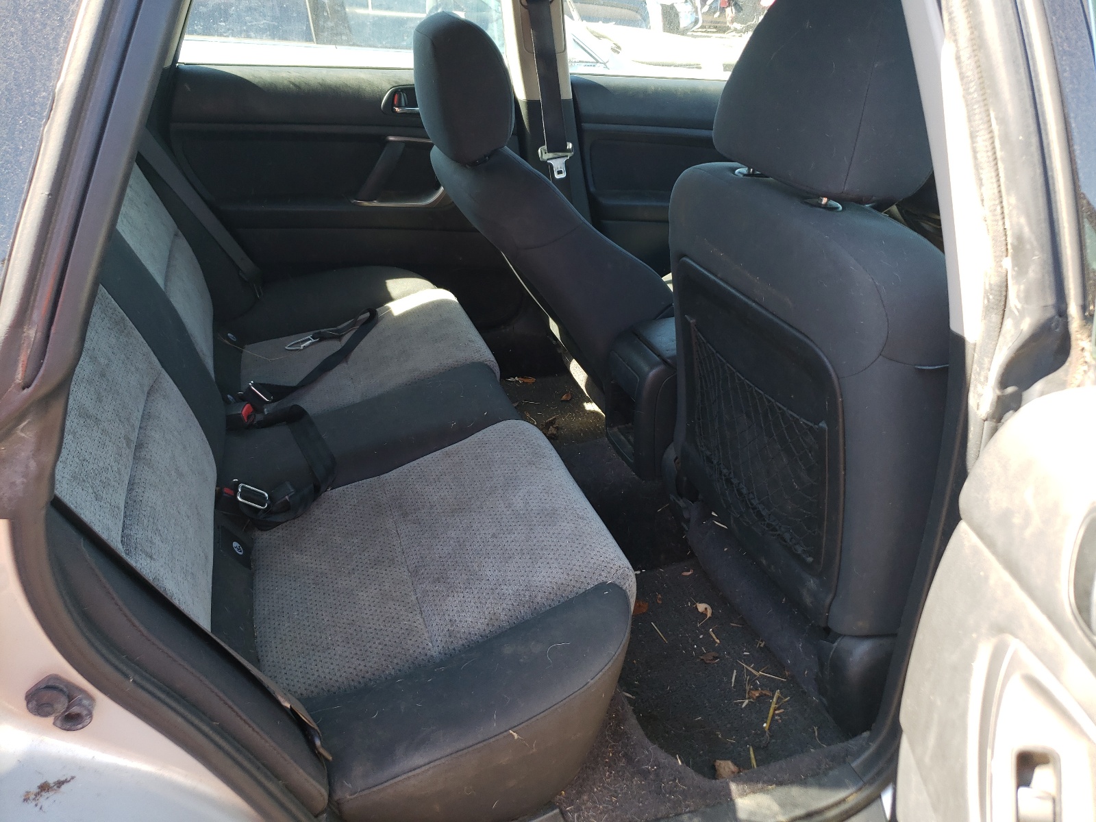 Photo 6 from auction – 2005 SUBARU LEGACY OUT with VIN 4S4BP61C657392234