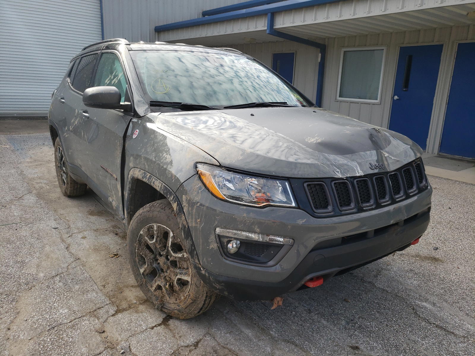 JEEP COMPASS TR 2021 with VIN 3C4NJDDB3MT525195 - Photo from auction