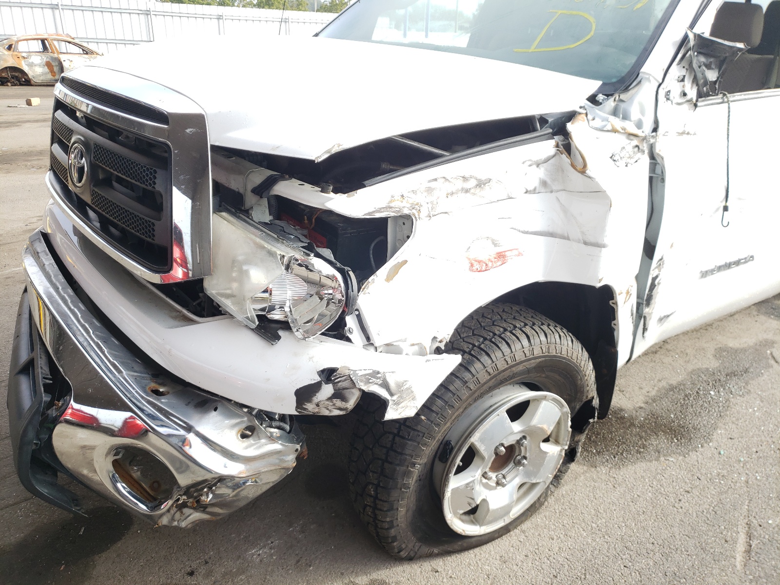 Photo 9 from auction – 2012 TOYOTA TUNDRA DOU with VIN 5TFRY5F13CX128385