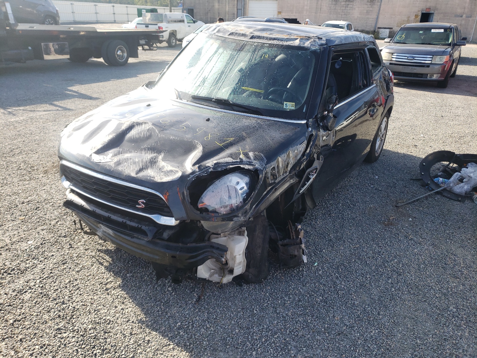 صورة رقم 2 من المزاد - 2015 MINI COOPER S P مع VIN WMWSS5C50FWN49871