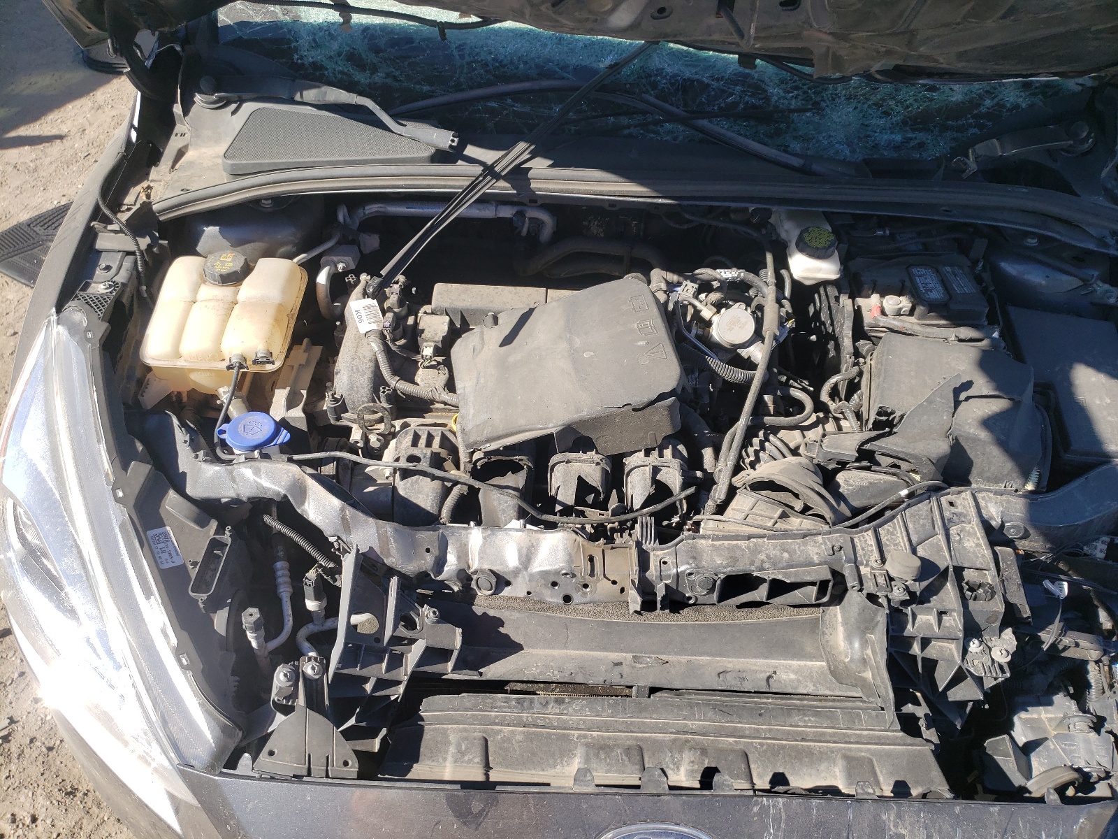 Фото 7 с аукциона – 2017 FORD FOCUS SE с VIN 1FADP3K29HL347937
