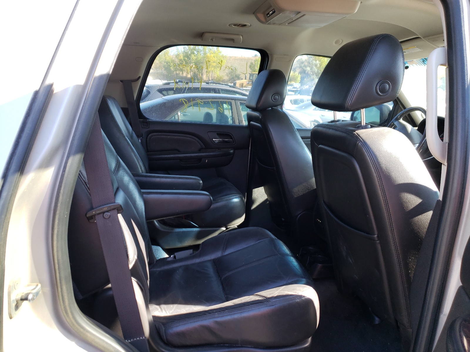 Photo 6 from auction – 2008 GMC YUKON DENA with VIN 1GKFK63898J171770