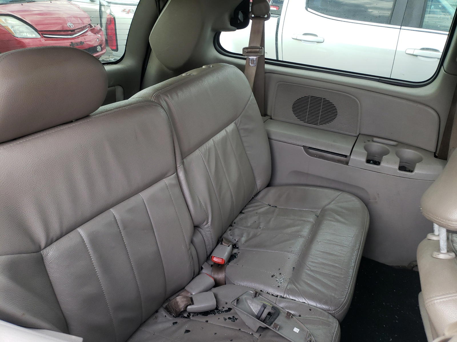 Photo 9 from auction – 2002 DODGE GRAND CARA with VIN 2B8GP54L92R793833