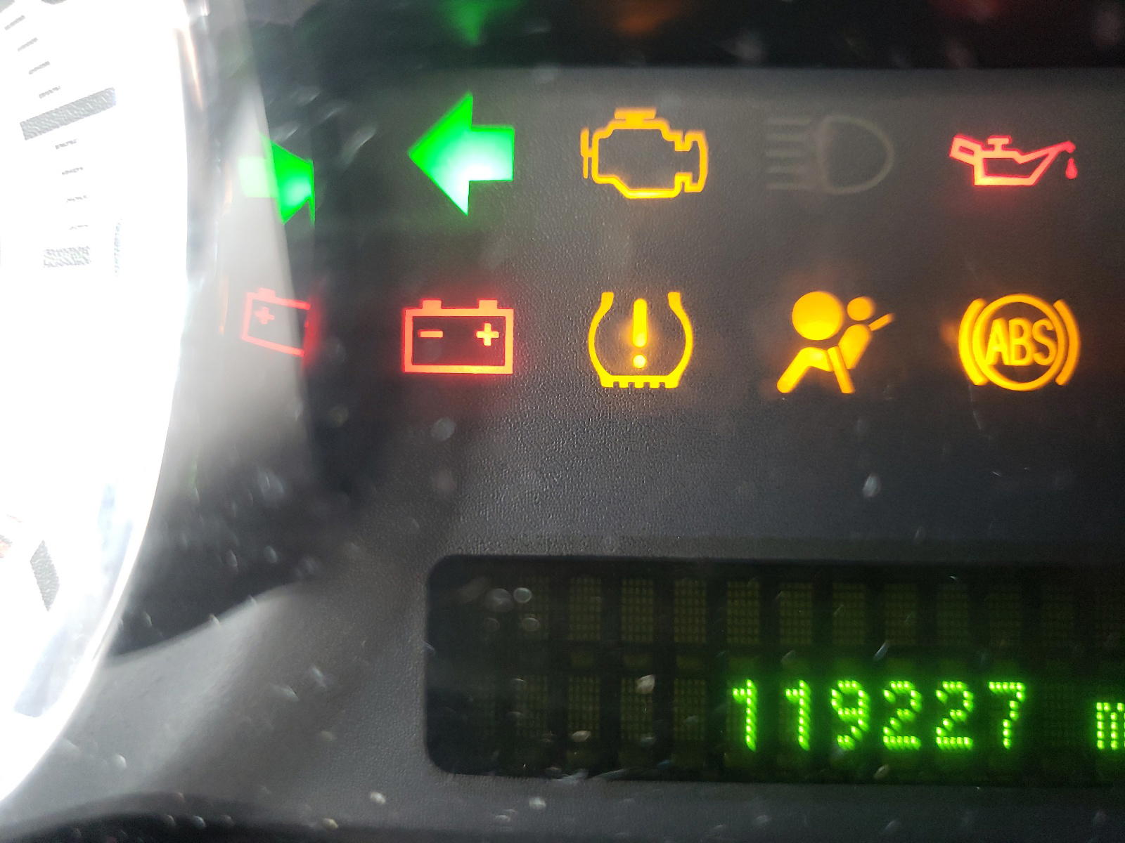Photo 8 from auction – 2010 FORD EDGE LIMIT with VIN 2FMDK3KC8ABA48443