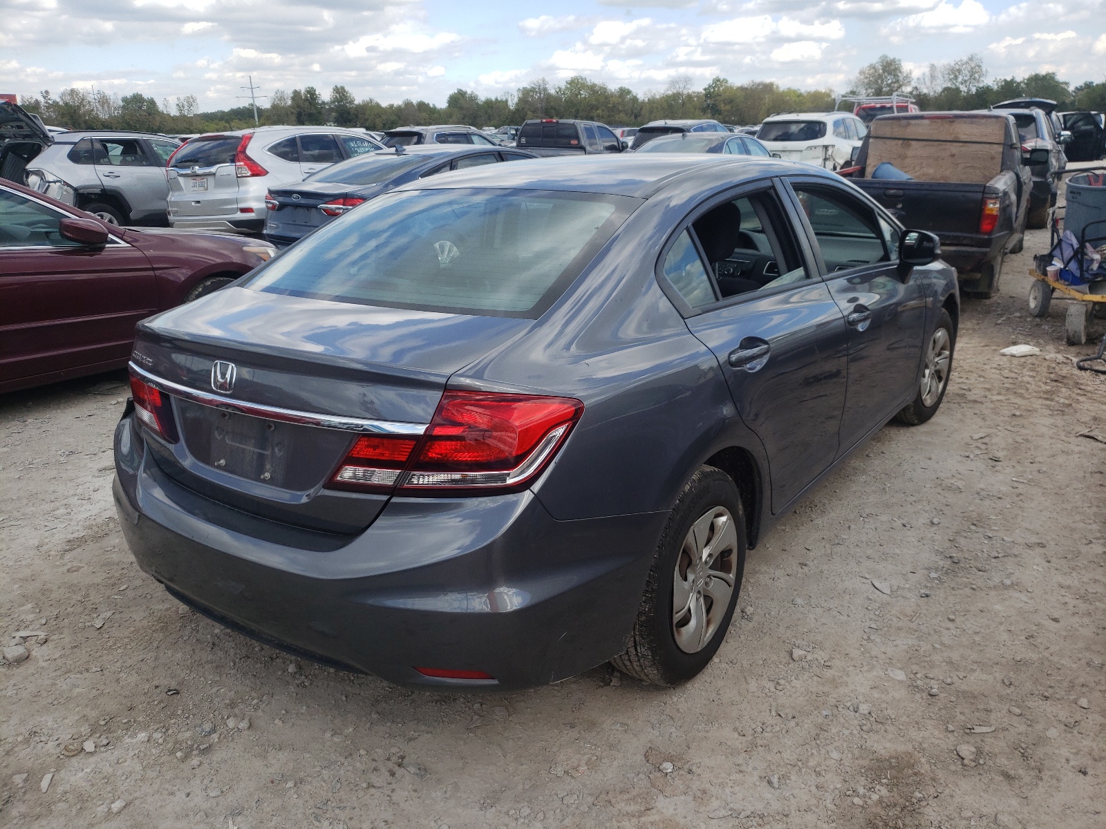 Photo 4 from auction – 2013 HONDA CIVIC LX with VIN 19XFB2F57DE052953
