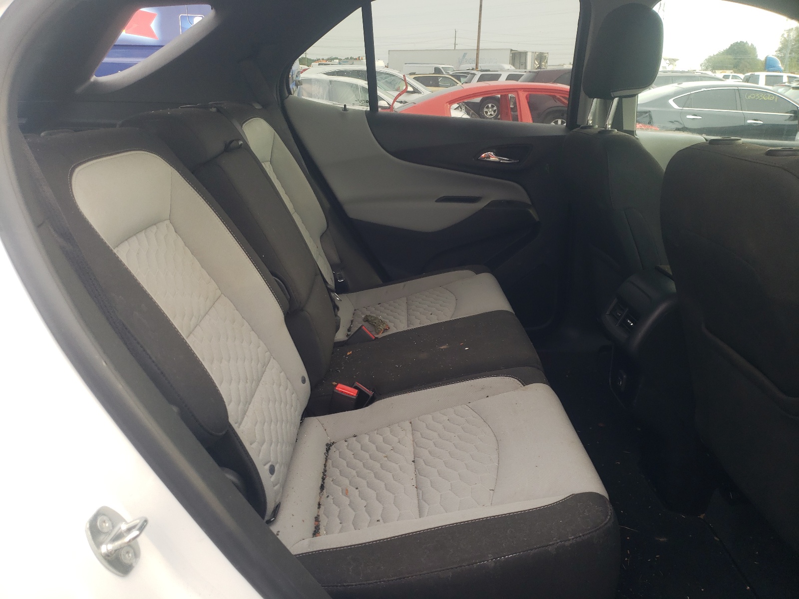 Photo 6 from auction – 2019 CHEVROLET EQUINOX LS with VIN 2GNAXSEV7K6266469