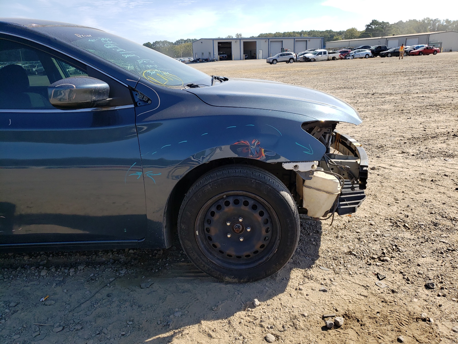 Photo 9 from auction – 2015 NISSAN SENTRA S with VIN 3N1AB7AP2FY217022