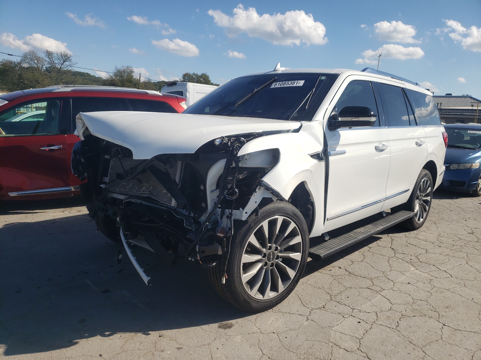Photo 2 from auction – 2020 LINCOLN NAVIGATOR with VIN 5LMJJ2LT2LEL17958