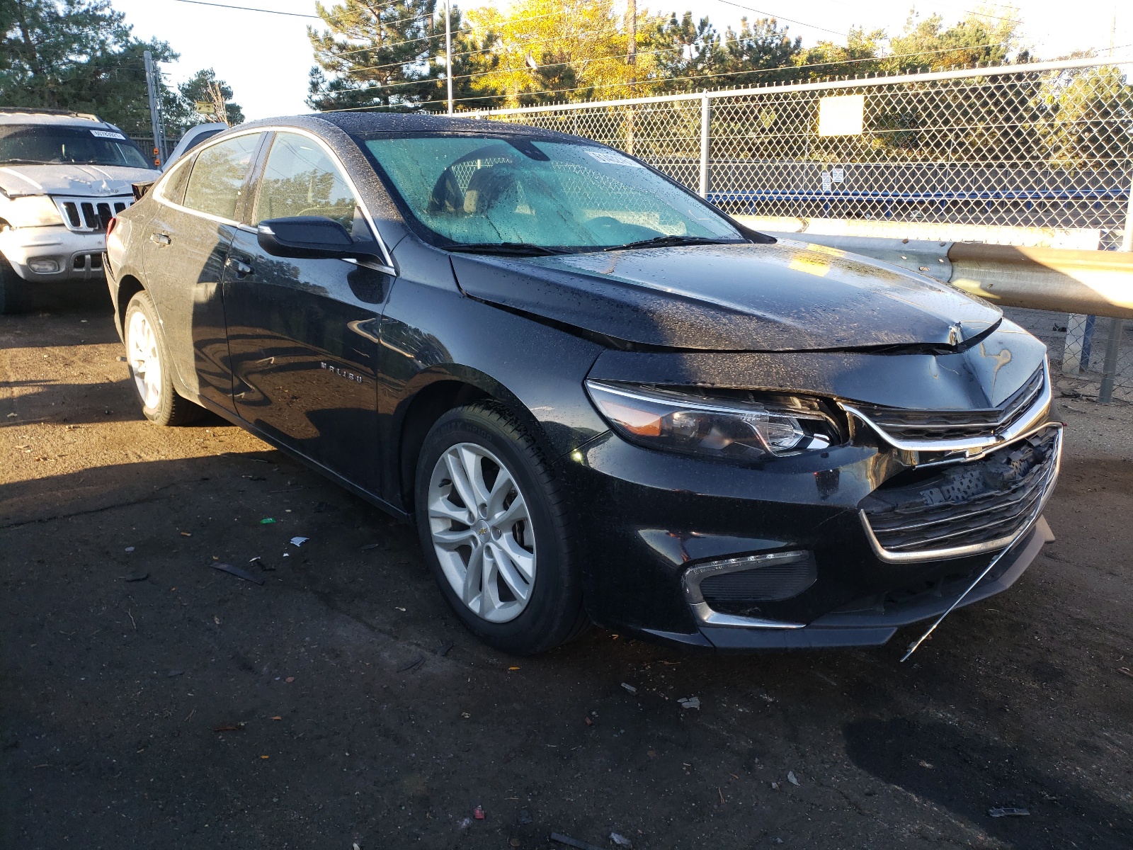 CHEVROLET MALIBU LT 2018 with VIN 1G1ZD5ST7JF141008 - Photo from auction