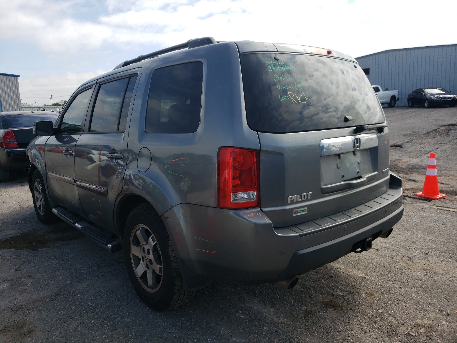Photo 3 from auction – 2009 HONDA PILOT TOUR with VIN 5FNYF48949B036378
