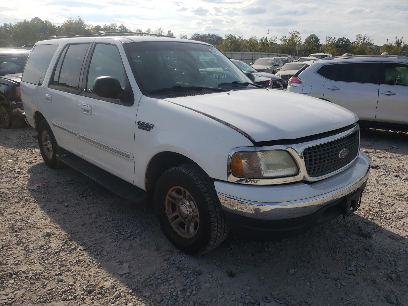FORD EXPEDITION 2001 with VIN 1FMRU15W91LB74188 - Photo from auction
