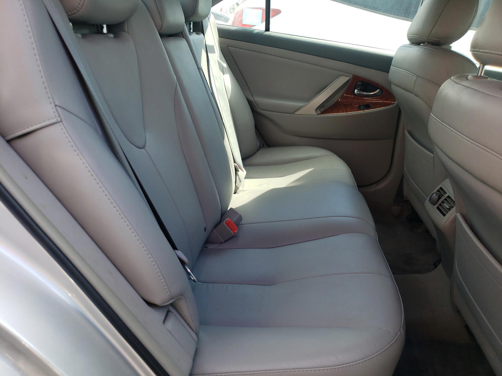 Photo 6 from auction – 2011 TOYOTA CAMRY BASE with VIN 4T4BF3EK8BR168744