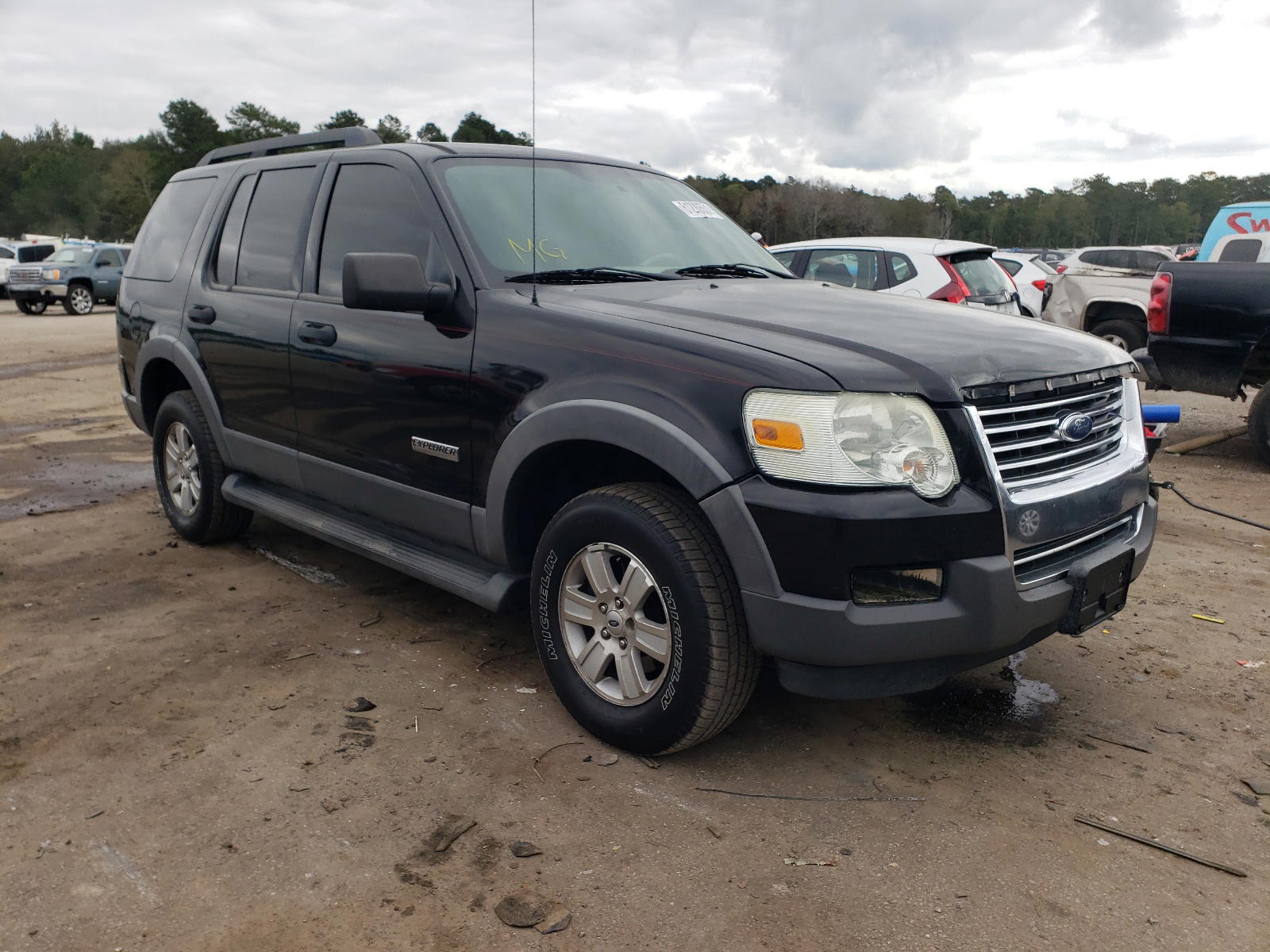 FORD EXPLORER X 2006 with VIN 1FMEU73E06UB24745 - Photo from auction