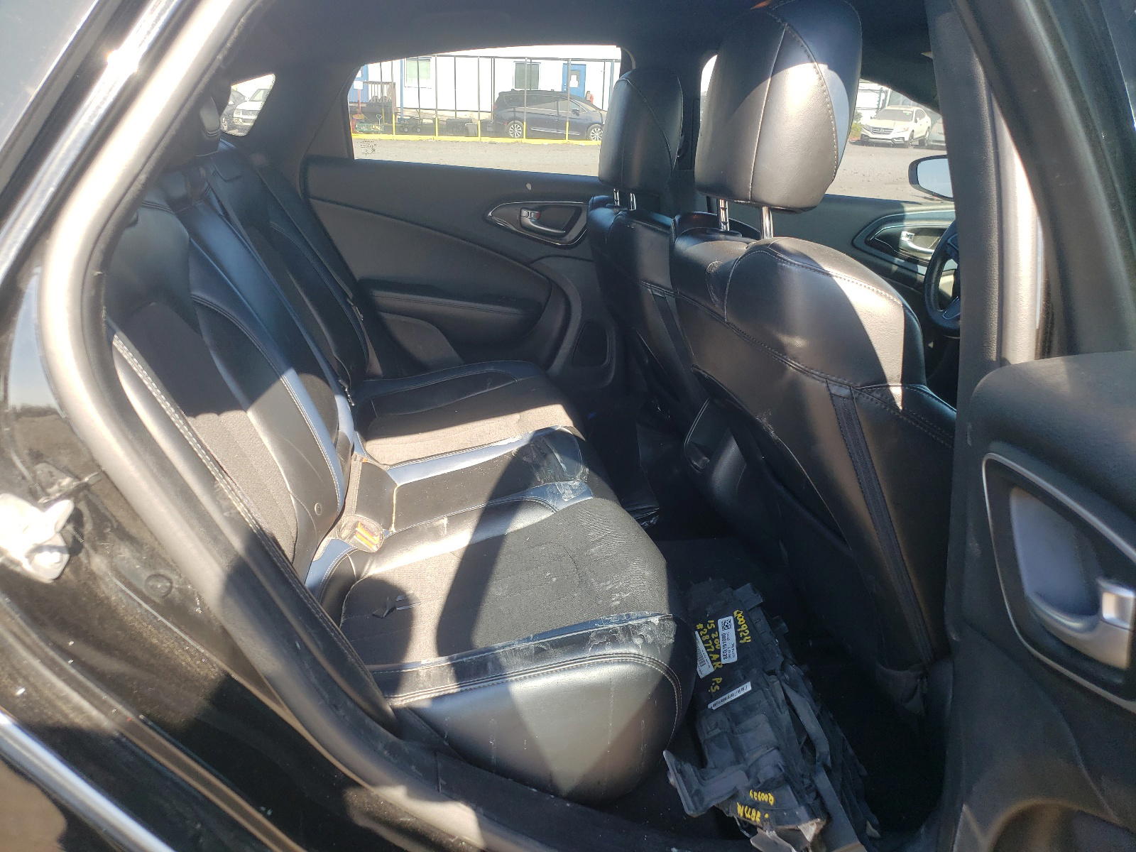 Photo 6 from auction – 2016 CHRYSLER 200 S with VIN 1C3CCCBB7GN172967
