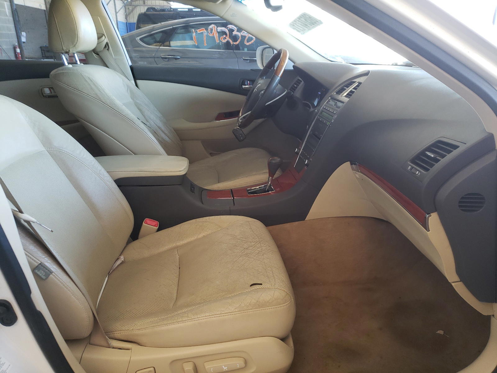 Photo 5 from auction – 2010 LEXUS ES 350 with VIN JTHBK1EG9A2396853