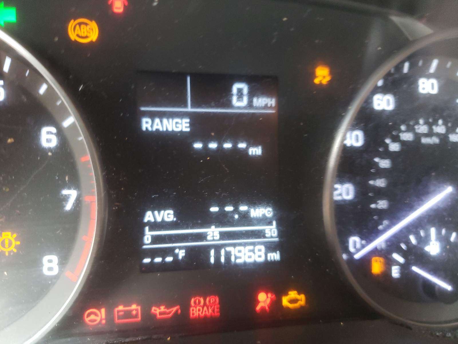 Photo 8 from auction – 2017 HYUNDAI ELANTRA SE with VIN 5NPD74LF7HH101233